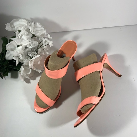 Manolo Blahnik Shoes - Sale!!! MANOLO BLAHNIK high heels 👠